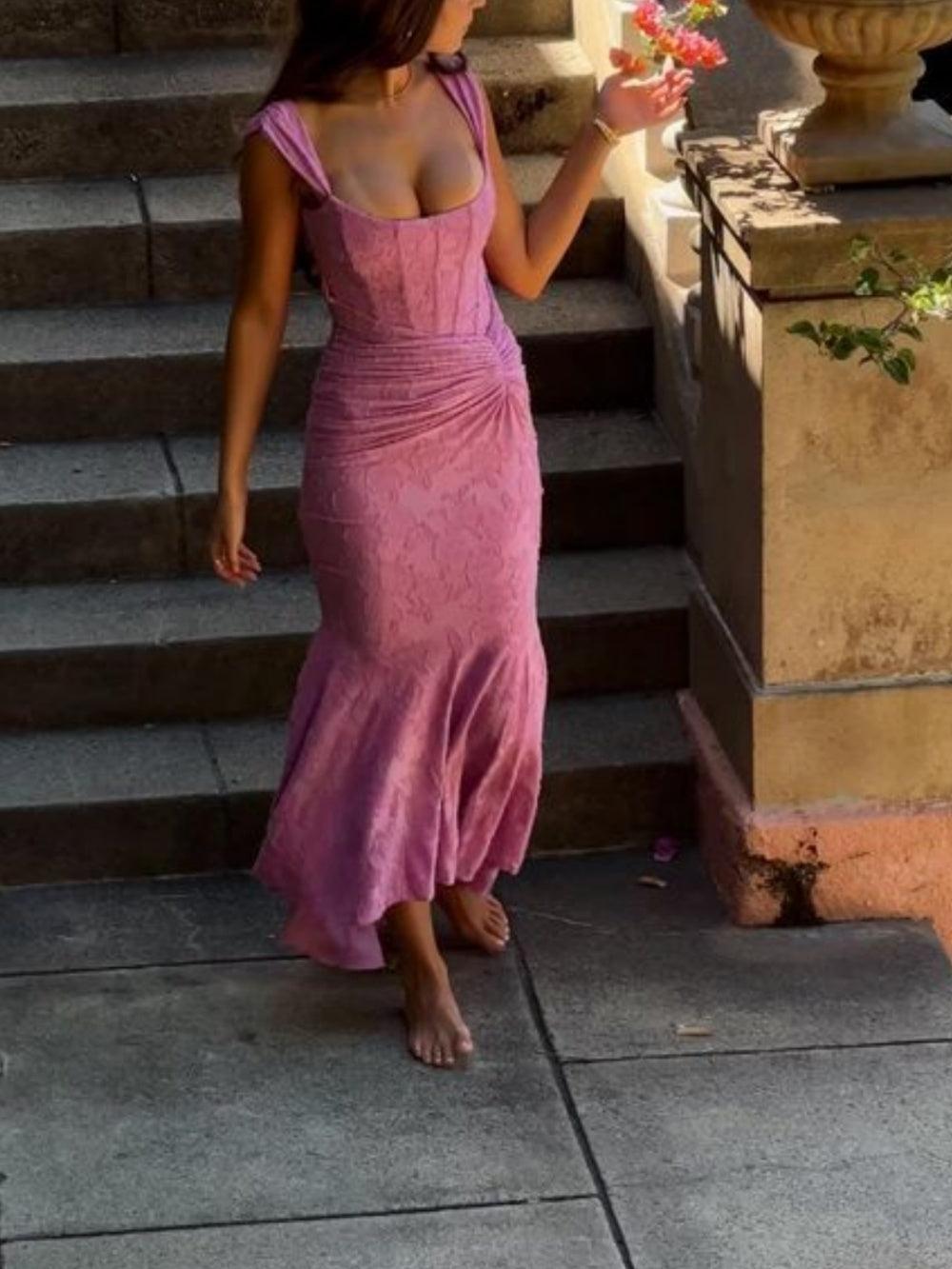 Maxi vestido floral en rosa oscuro