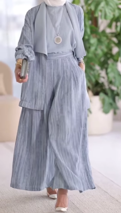 Julieta – Conjunto elegante de rayas sofisticadas