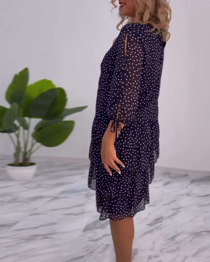 María – Vestido Elegante de Lunares con Falda Fruncida