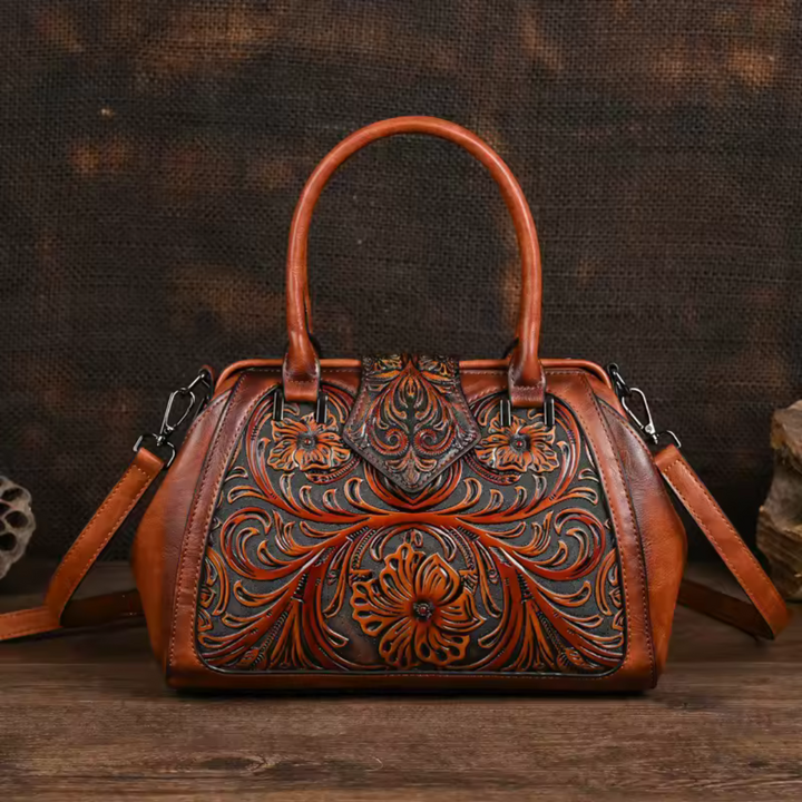 Bolso de cuero con grabado floral