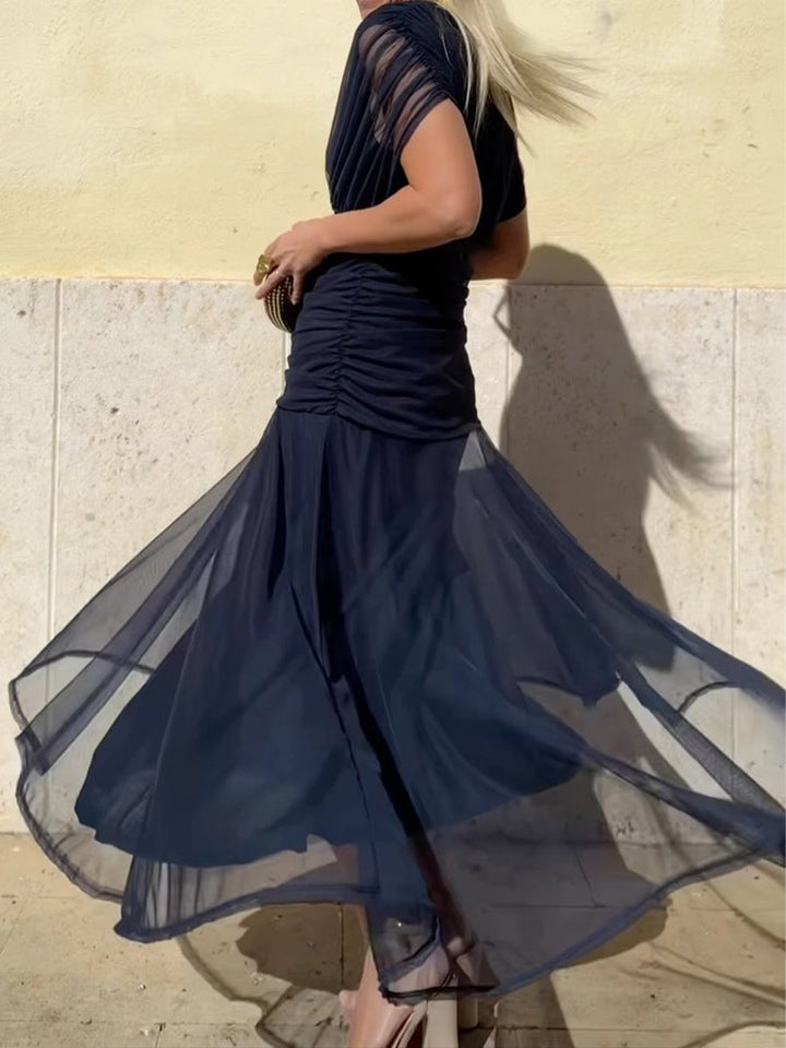 Isolde – Vestido de Boutonniere de Malla Elegante