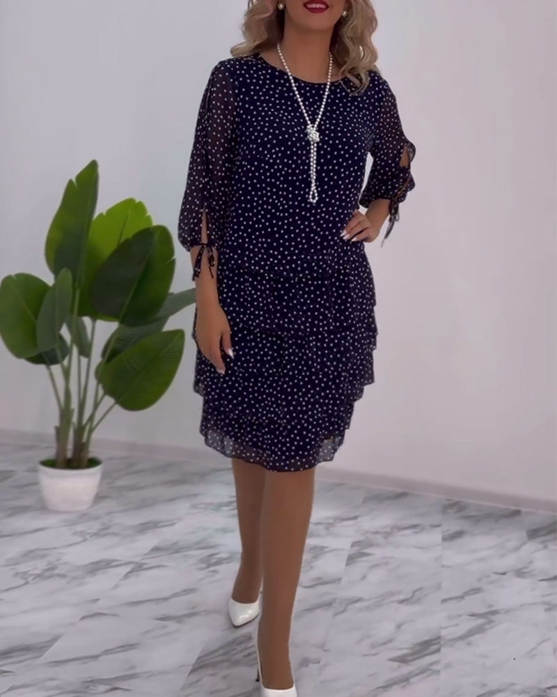 María – Vestido Elegante de Lunares con Falda Fruncida