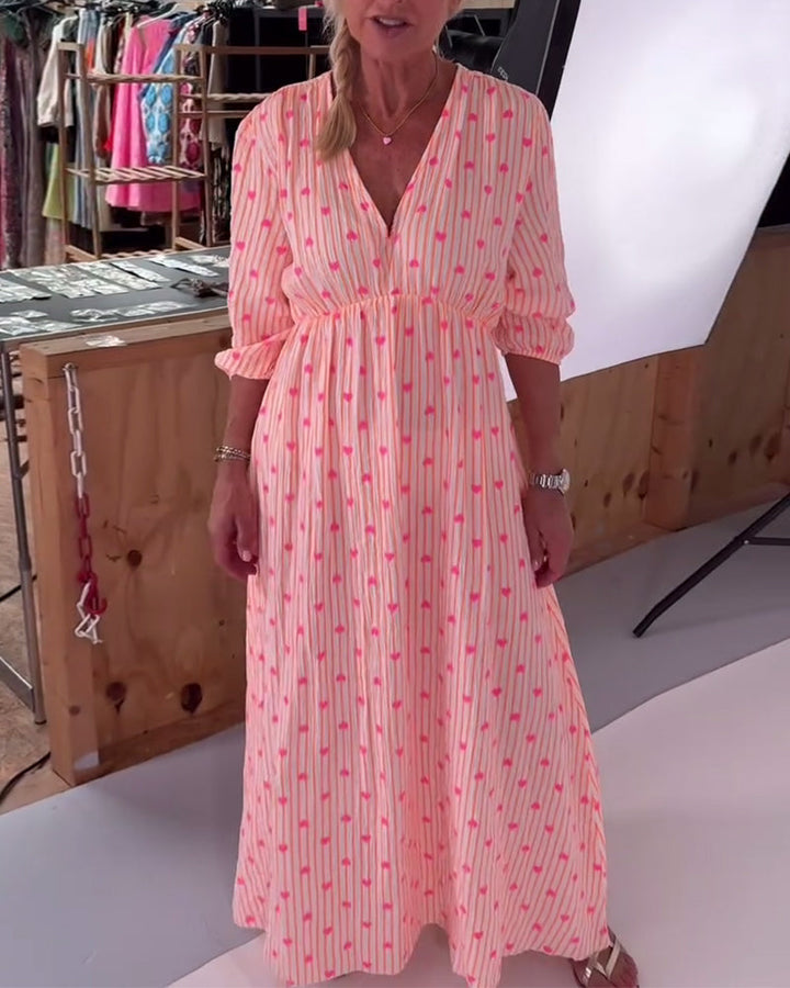 AVA Vestido V con Estampado de Corazones