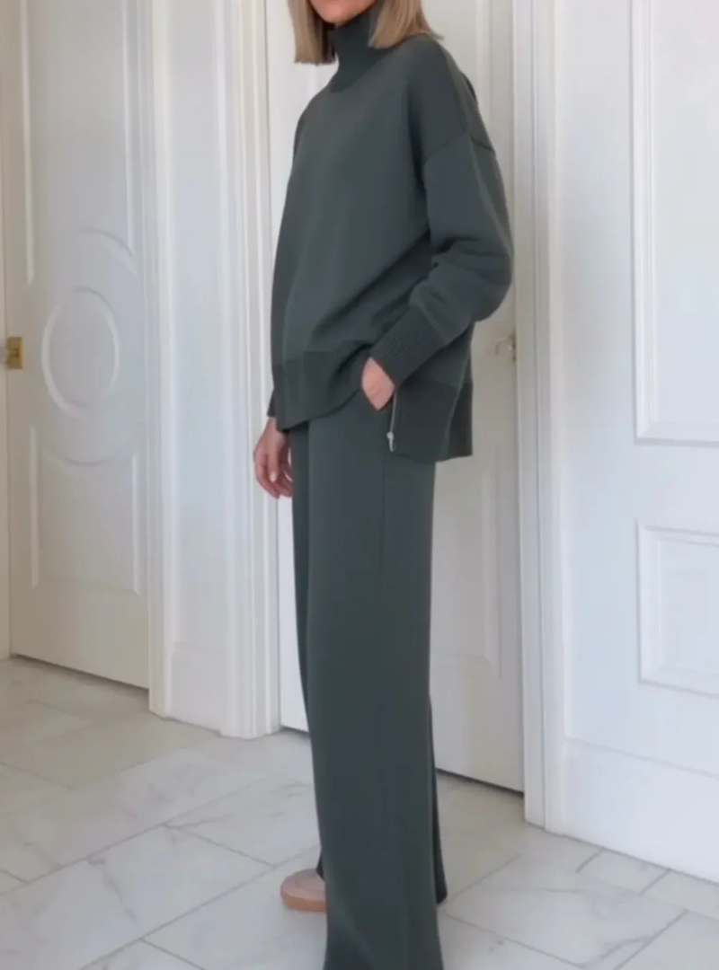 Valeria – Conjunto Informal de Dos Piezas con Cuello Alto