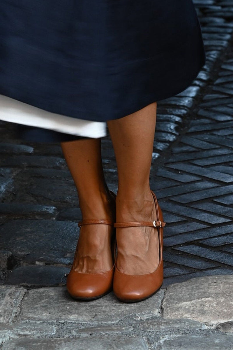 Sandalias Elegantes de Tira con Tacón Bajo para Uso Diario