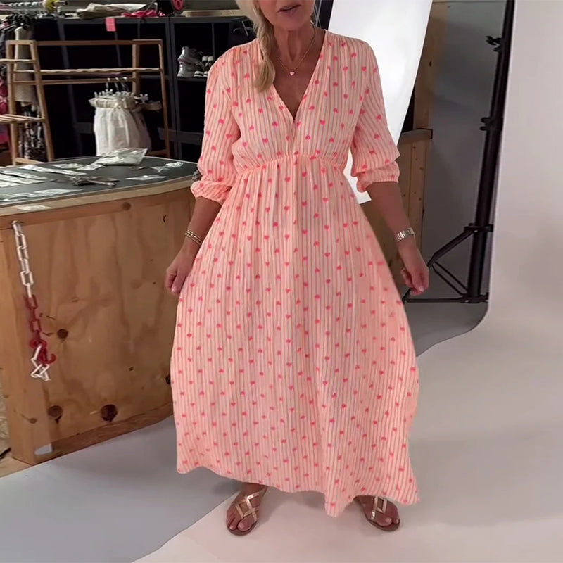 AVA Vestido V con Estampado de Corazones