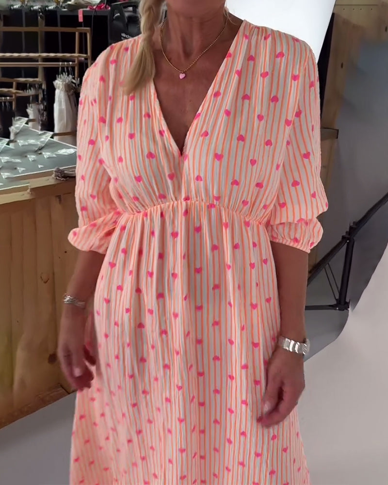 AVA Vestido V con Estampado de Corazones