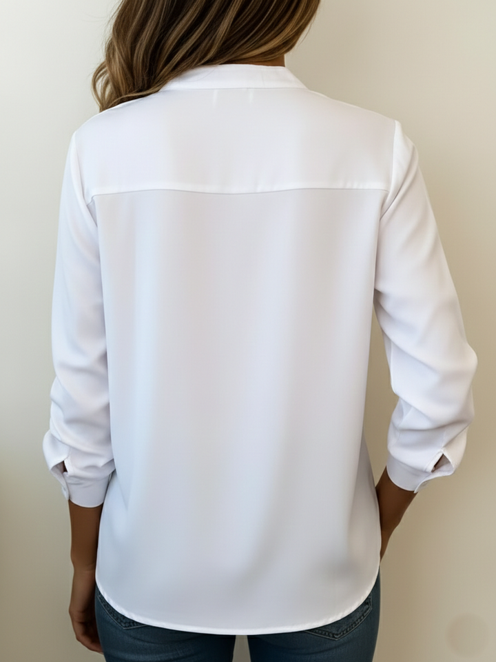 Camisa de algodón de cuello en V minimalista