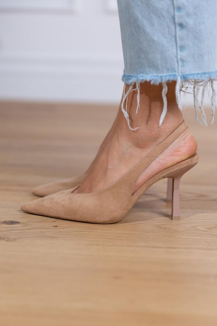 Zapatos de tacón nude slingback